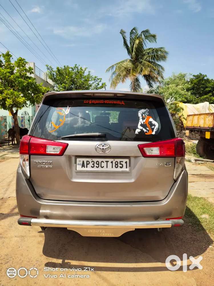 Toyota Innova Crysta 2017 Manual