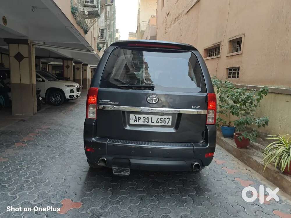 Tata Safari Storme 2019