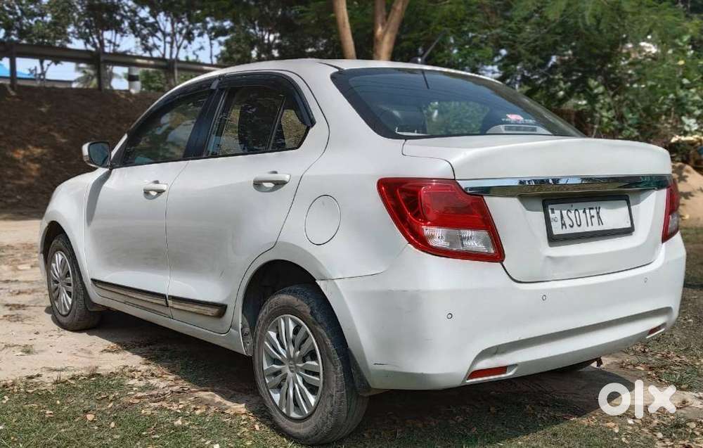 Maruti Suzuki Dzire 1.2 Vxi, 2023, Petrol