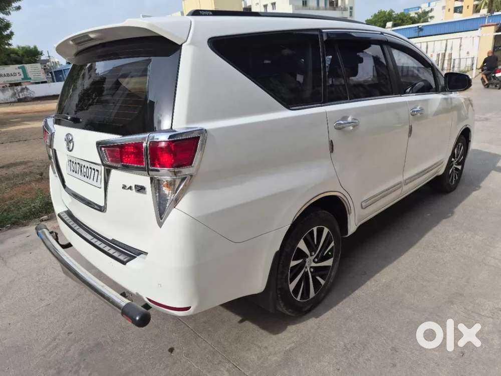 Toyota Innova Crysta [2020-ongoing] 2.4 Zx 7 Str, 2023, Diesel