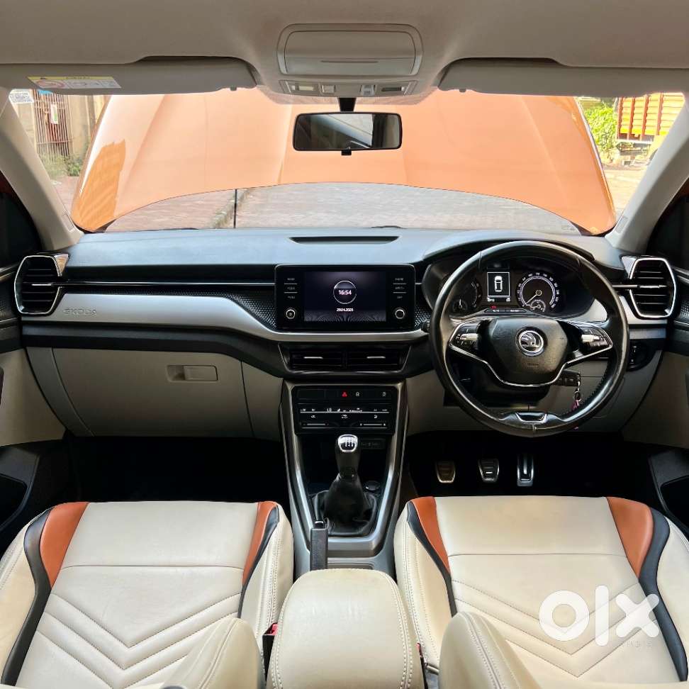 Skoda Kushaq 1.0 Ambition Classic Tsi, 2022, Petrol