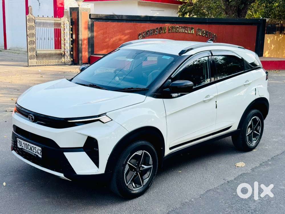 Tata Nexon 2023 Oct Creative Petrol Well Maintained
