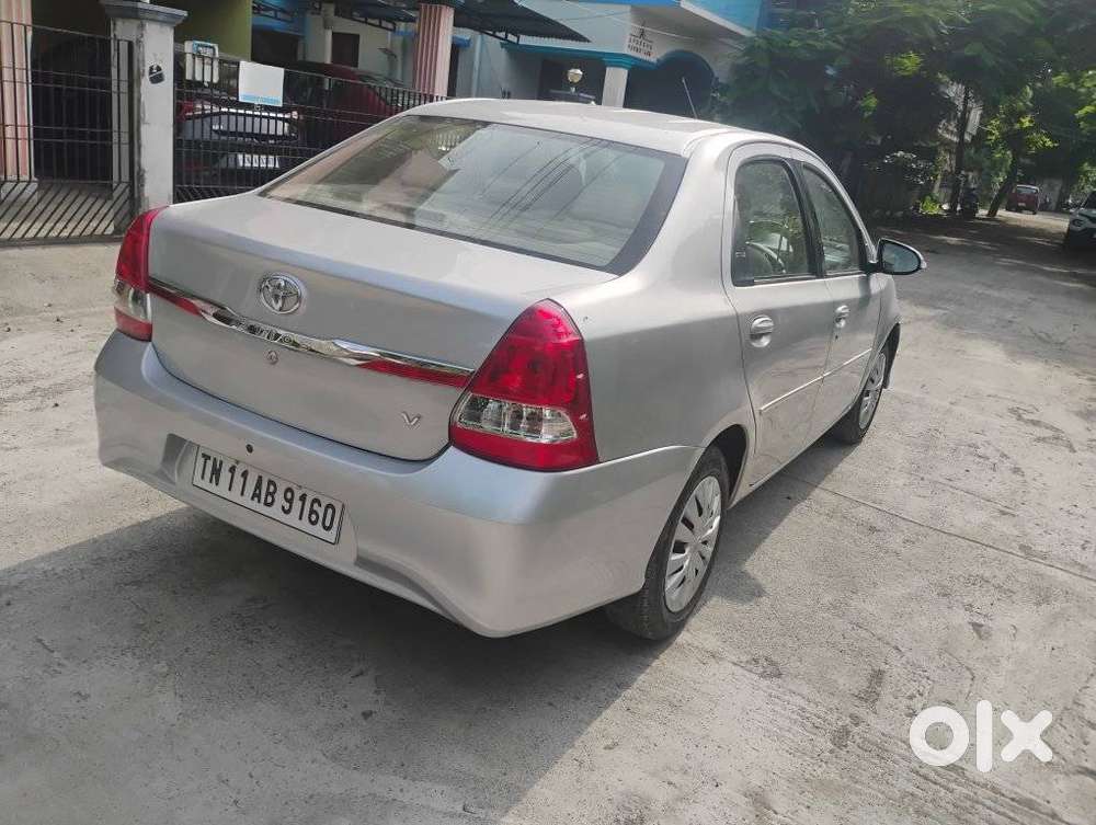 Toyota Etios 1.5 V, 2017, Petrol
