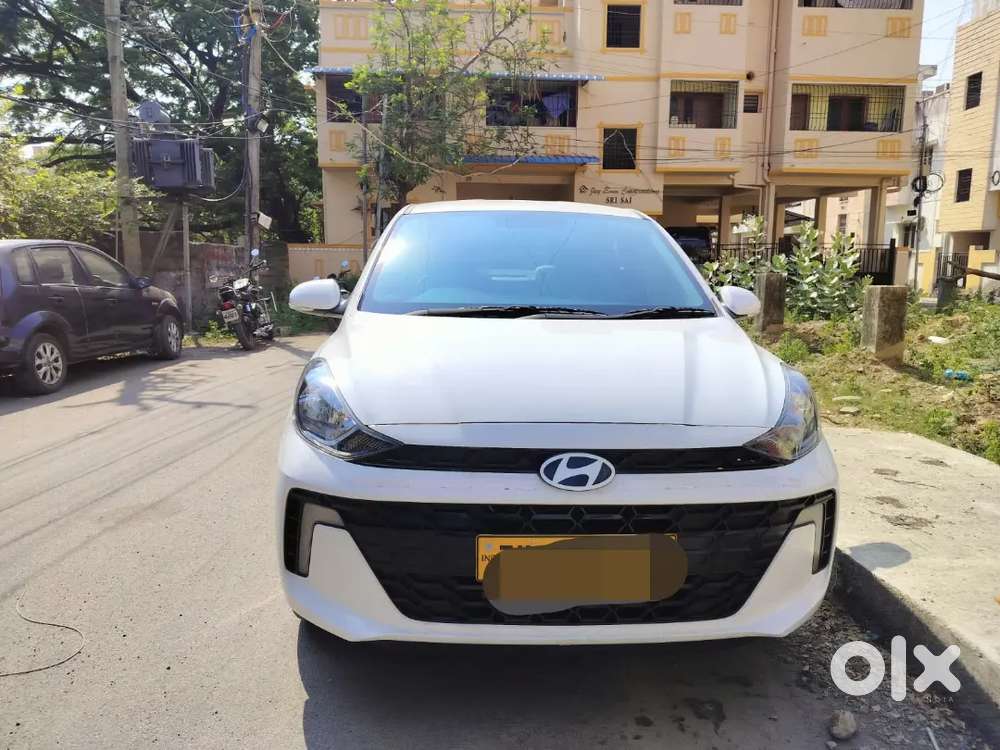 Hyundai Aura Petrol 2025