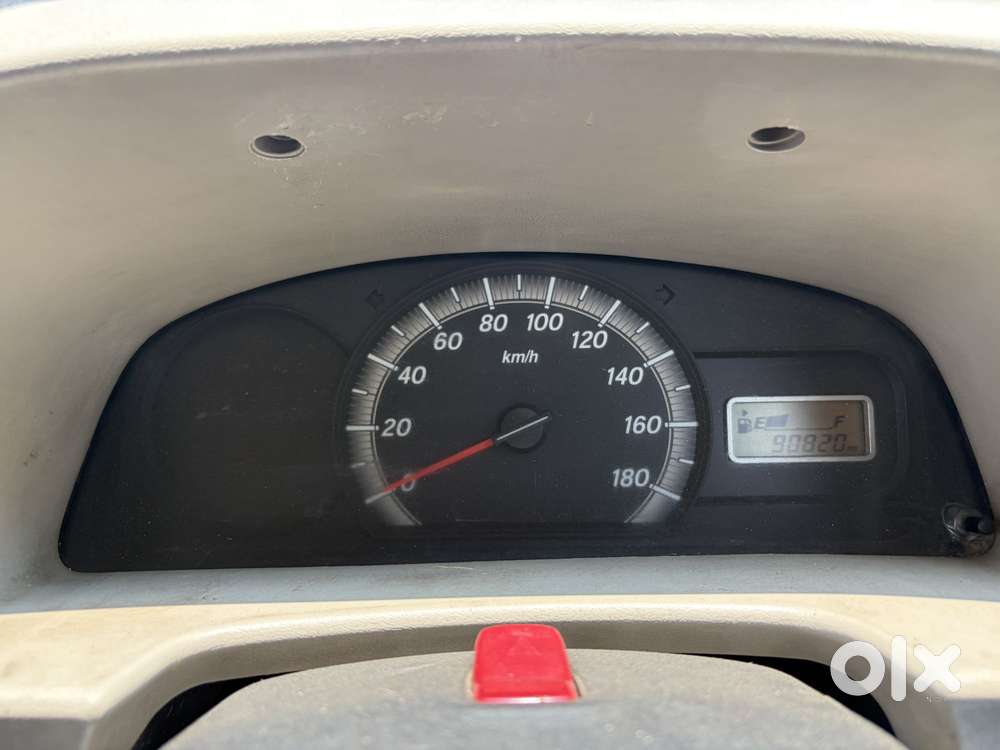 Maruti Suzuki Eeco Smiles 5 Seater Standard, 2011, Petrol