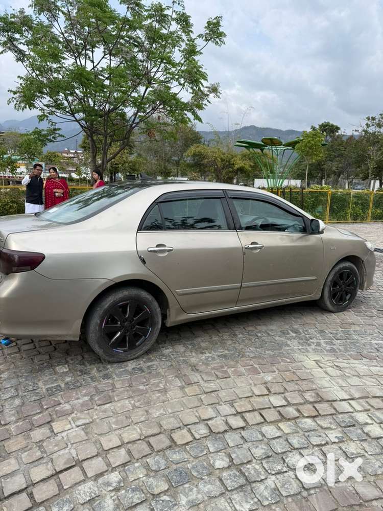 Toyota Corolla Altis 2009 Petrol Well Maintained