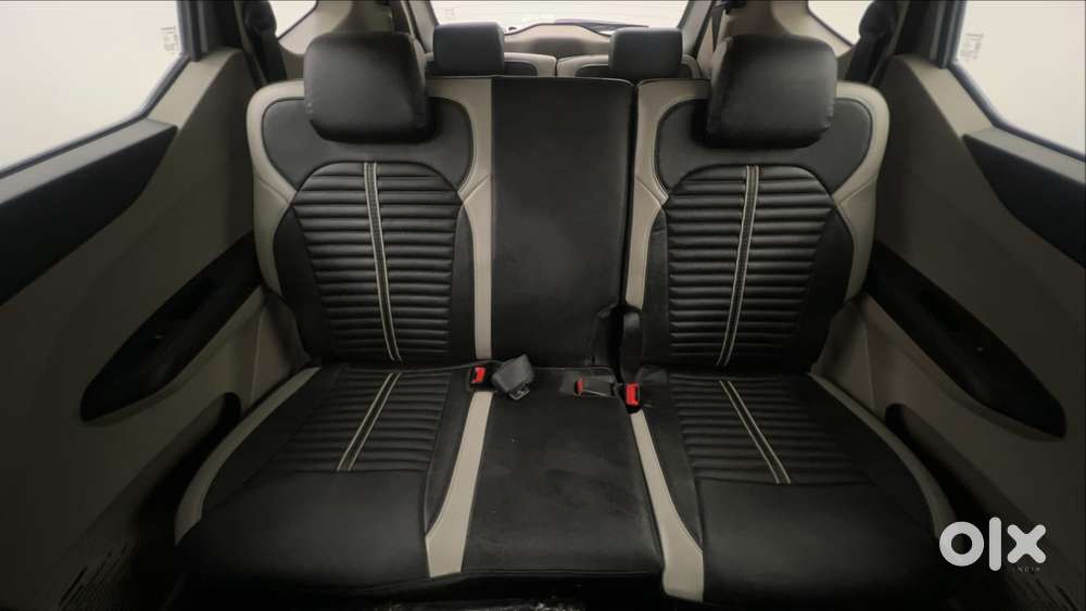 Renault Triber Rxz, 2022, Petrol