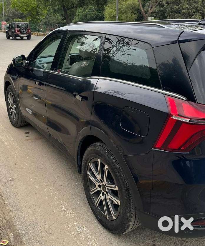 Mahindra Xuv700 2.2 Ax 7 Diesel At Luxury Pack Str Awd, 2023, Diesel