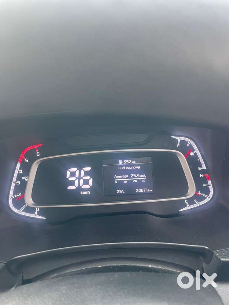 Kia Sonet 2021 Diesel 24000 Km Driven