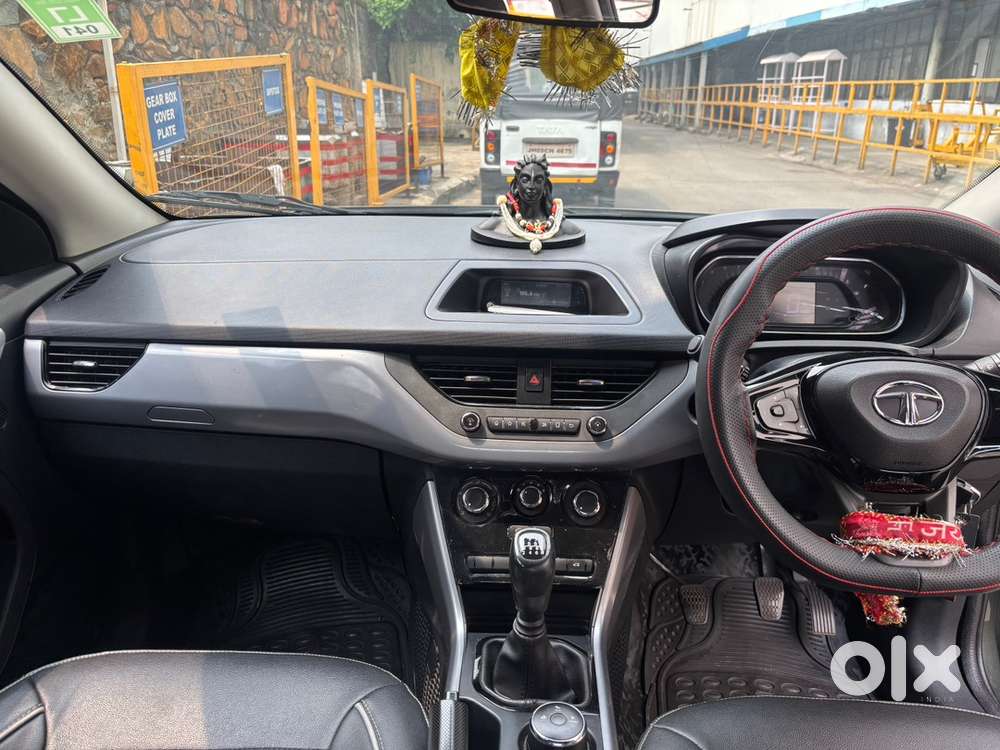 Tata Nexon Diesel 2022 With Sunroof