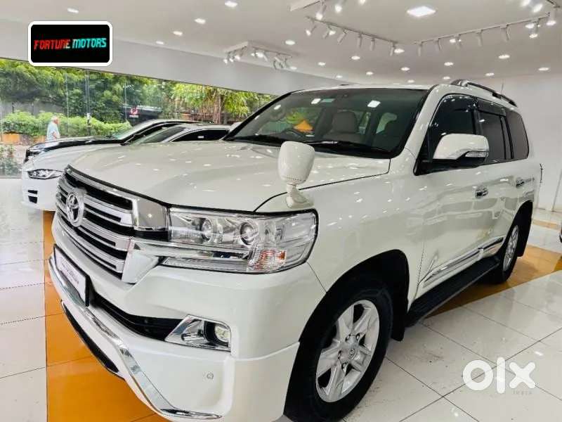 Toyota Land Cruiser [ ] 4.5 Vx Lc 200, 2014, Diesel