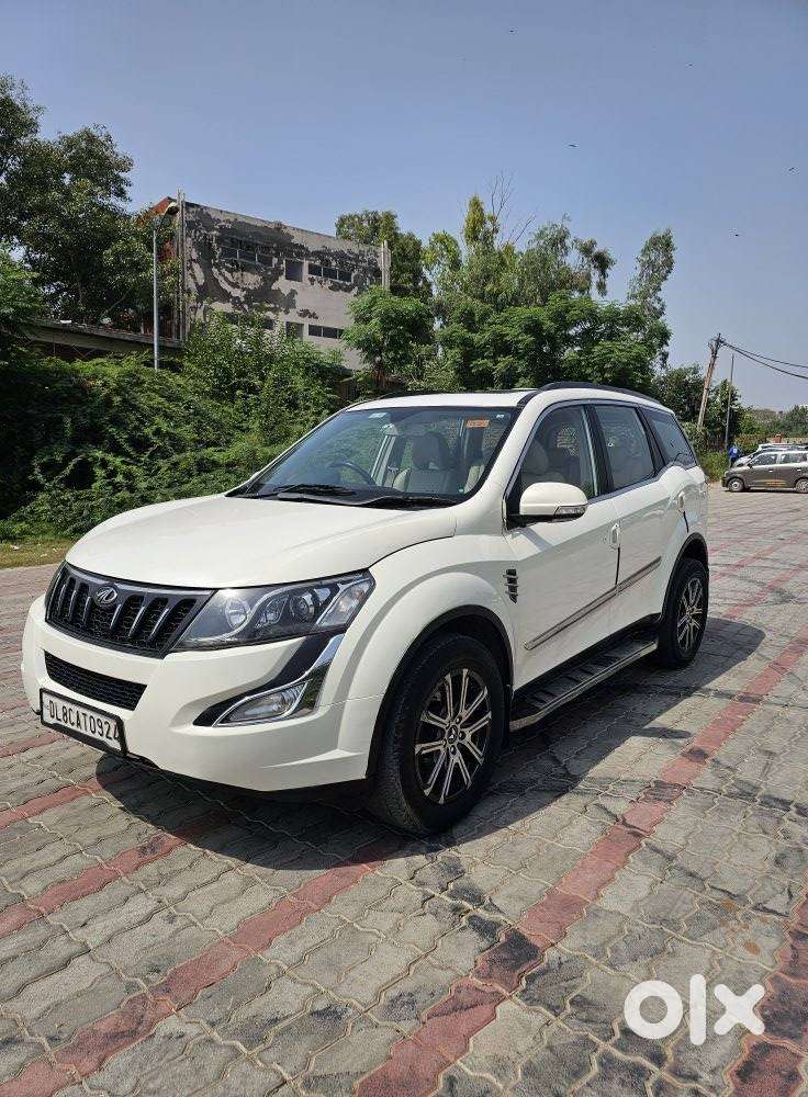 Mahindra Xuv500 W9 At 1.99, 2018, Diesel