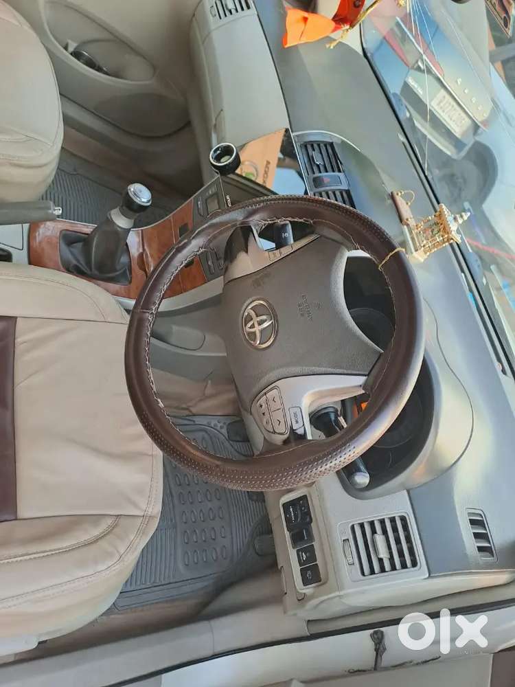 Toyota Corolla Altis 2010