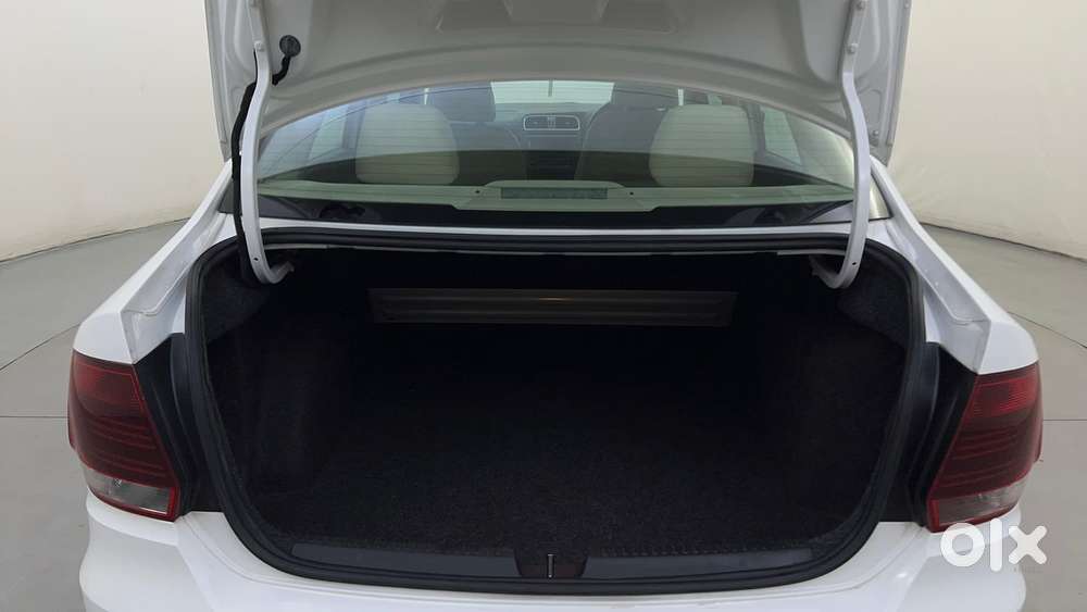 Volkswagen Vento 1.6 Highline, 2021, Petrol