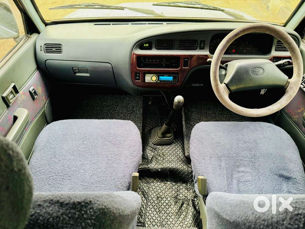 Toyota Qualis Fs 8seater, 2001, Diesel