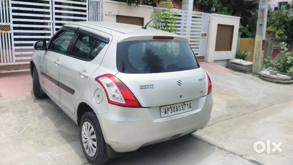 Maruti Suzuki Swift 2016 Diesel 112000 Km Driven