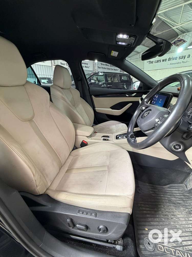 Skoda Octavia 2.0 Style Tsi At, 2022, Petrol
