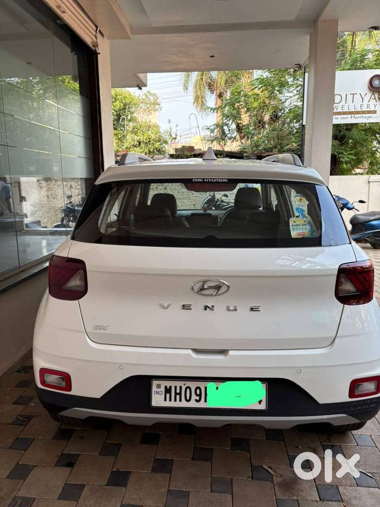 Hyundai Venue 2019 Diesel Well Maintained