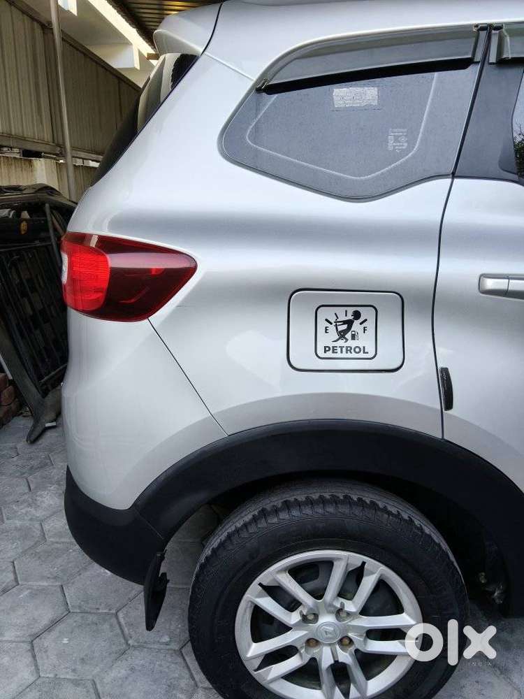 Renault Triber Rxl, 2021, Petrol