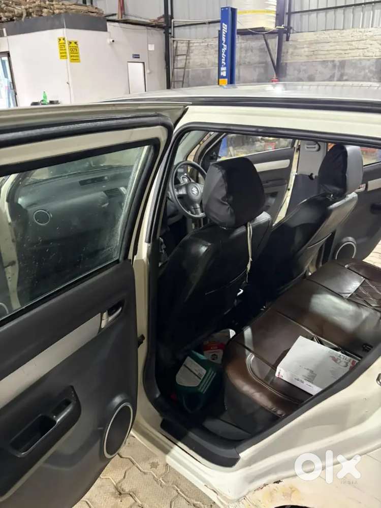 Maruti Swift 1.2 Vxi 2010 Model