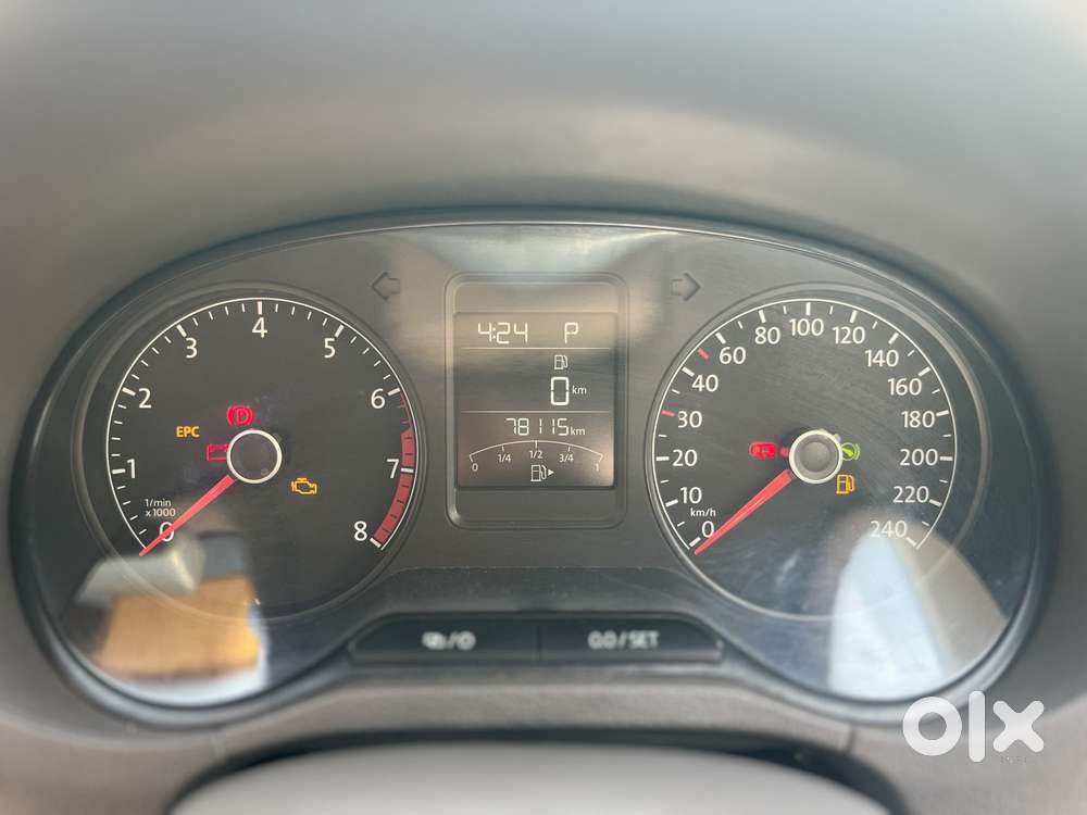 Volkswagen Vento 1.2 Tsi Highline Plus At, 2016, Petrol