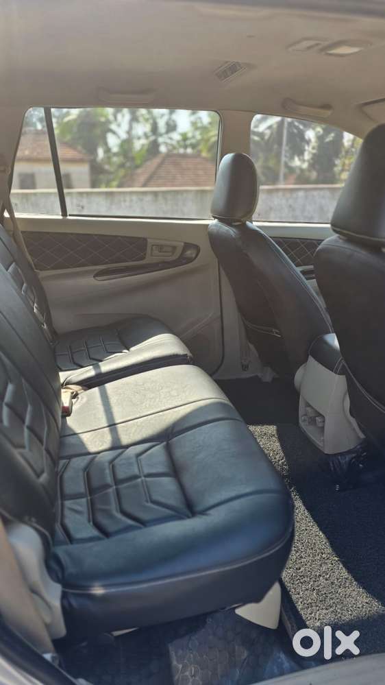 Toyota Innova [2013-2016] 2.5 G2 7 Str, 2012, Diesel