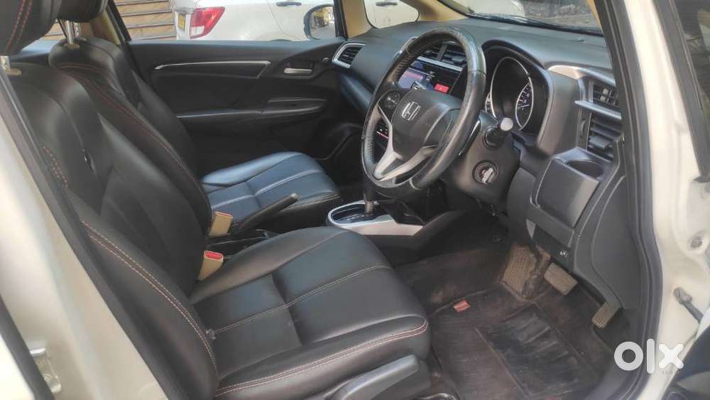 Honda Jazz V Cvt, 2015, Petrol