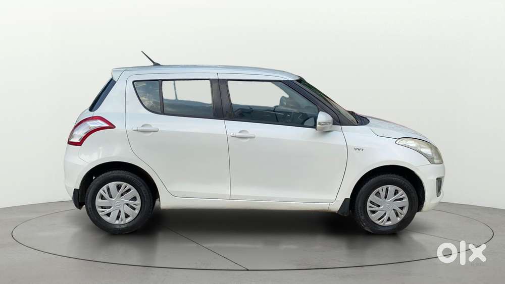 Maruti Suzuki Swift Vxi, 2016, Petrol