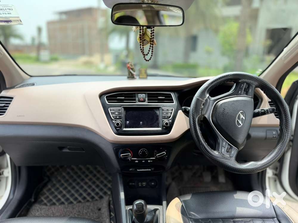 Hyundai I20 Sportz Petrol 2020