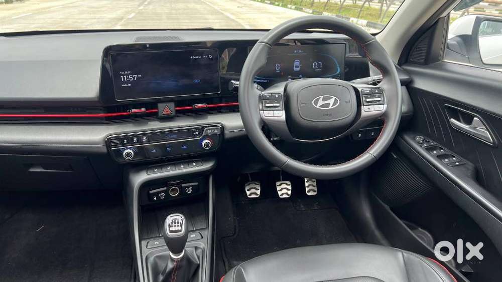 Hyundai Verna 1.5 Sx (o) Petrol Mt, 2023, Petrol