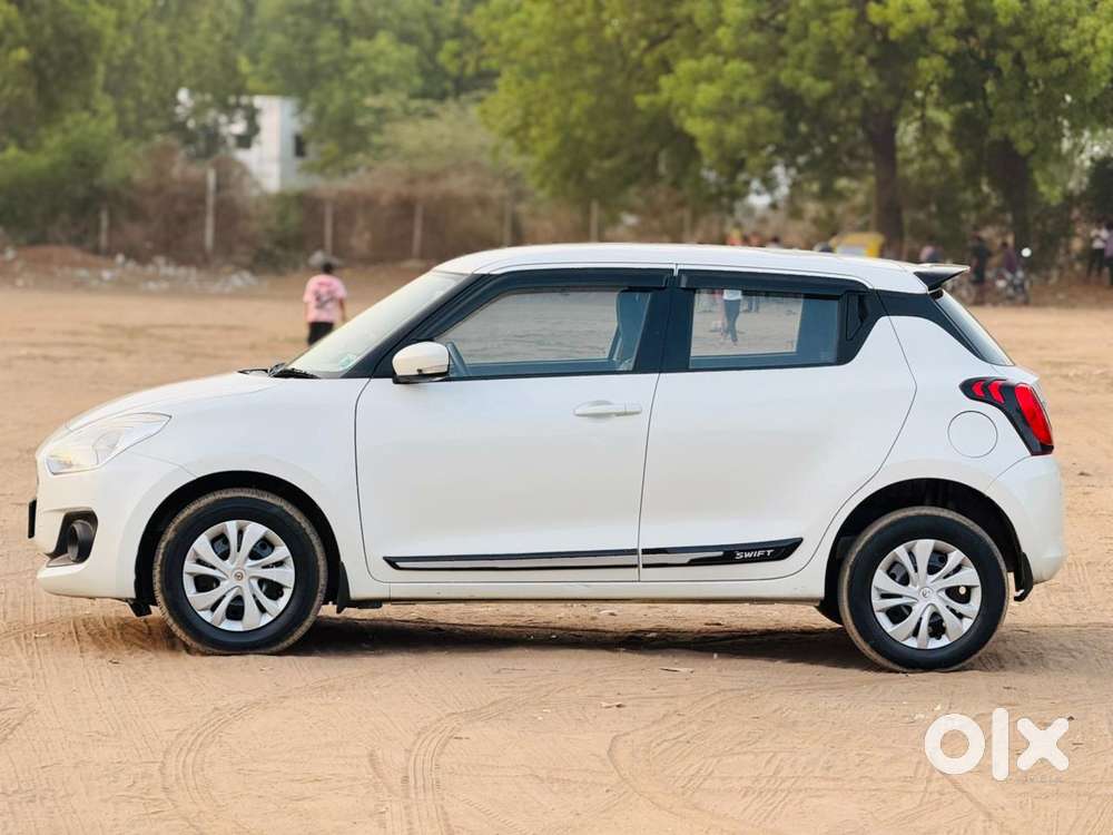 Maruti Suzuki Swift, 2022, Petrol