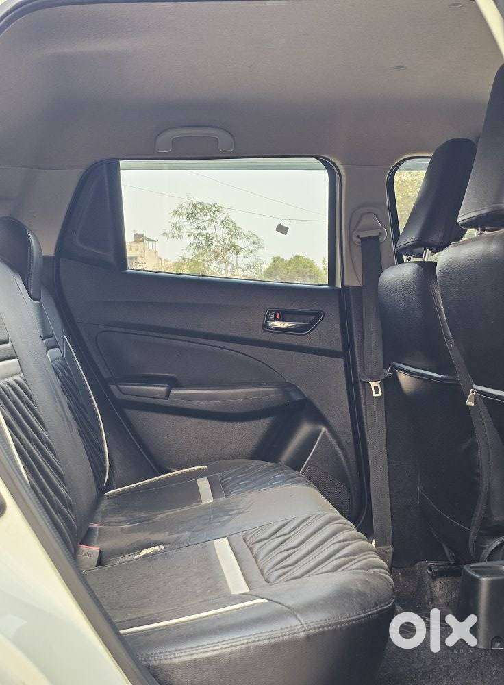 Maruti Suzuki Swift Vxi + Manual, 2022, Petrol