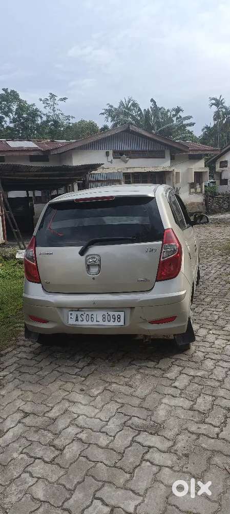 Hyundai Grand I10 Sportz 2012 Year Urgent Sales New Requirement