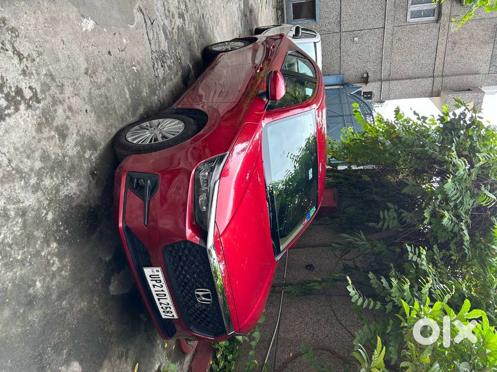 Honda Amaze Top Model  Single Owner  3000km  Like New