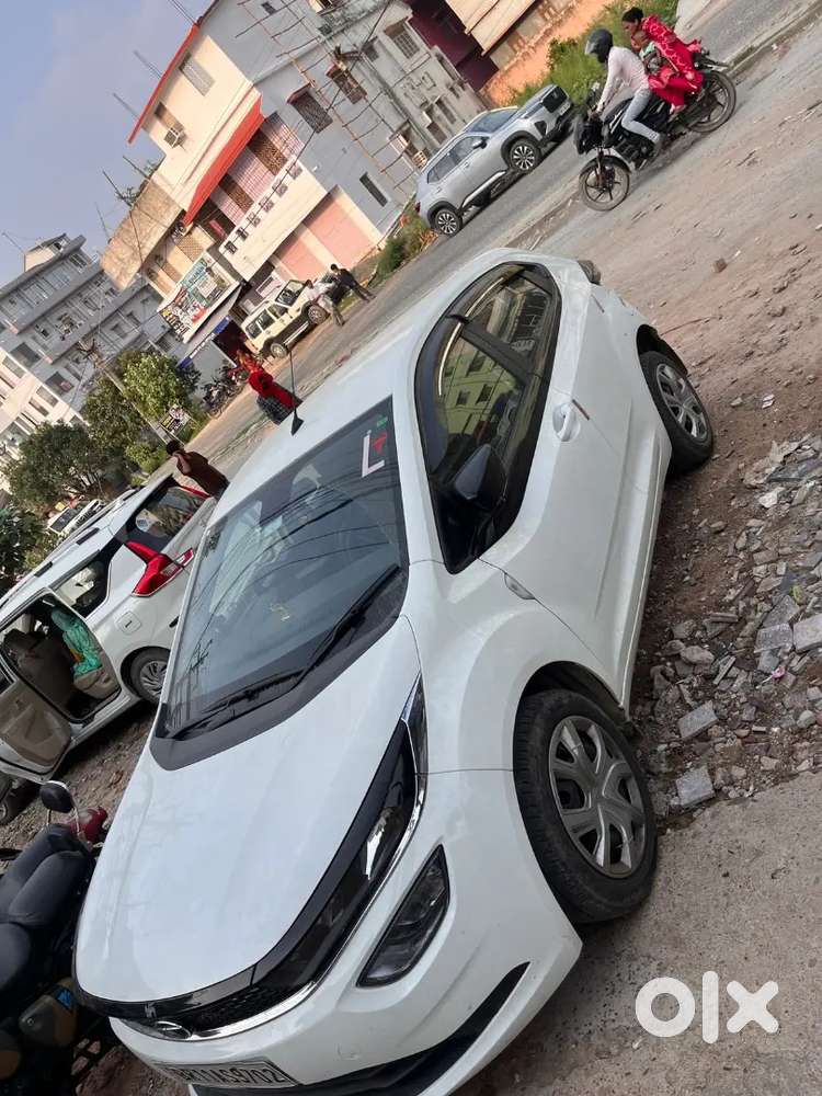 Tata Altroz 2020 Petrol Well Maintained