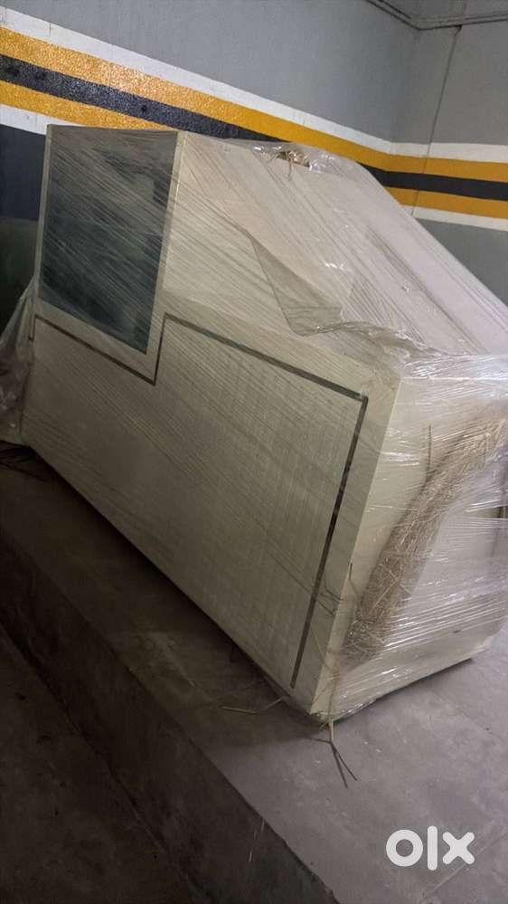 Display chiller Brand climare from standley 6feet x2.5 feet