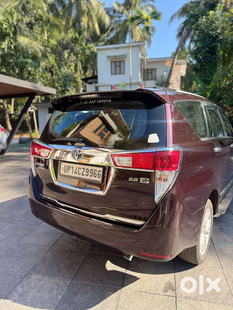 Toyota Innova Crysta 2.8 Zx At, 2016, Diesel