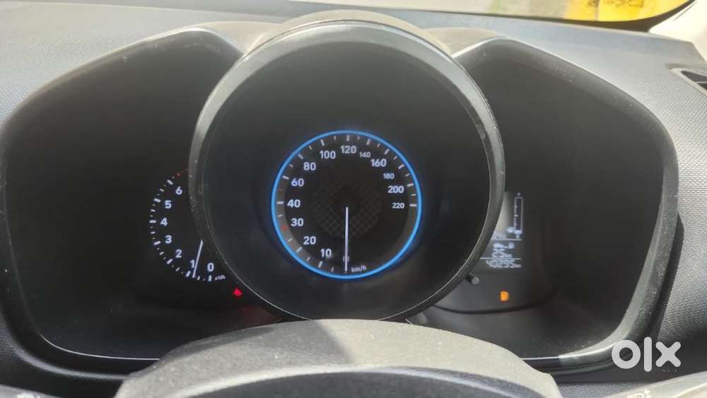 Hyundai Venue 1.5 S (o) Crdi, 2021, Petrol