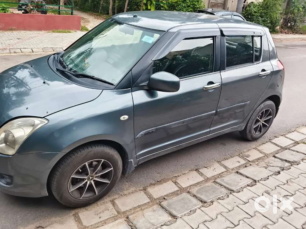 Swift Maruti 2011 Petrol Manual Passing 2031