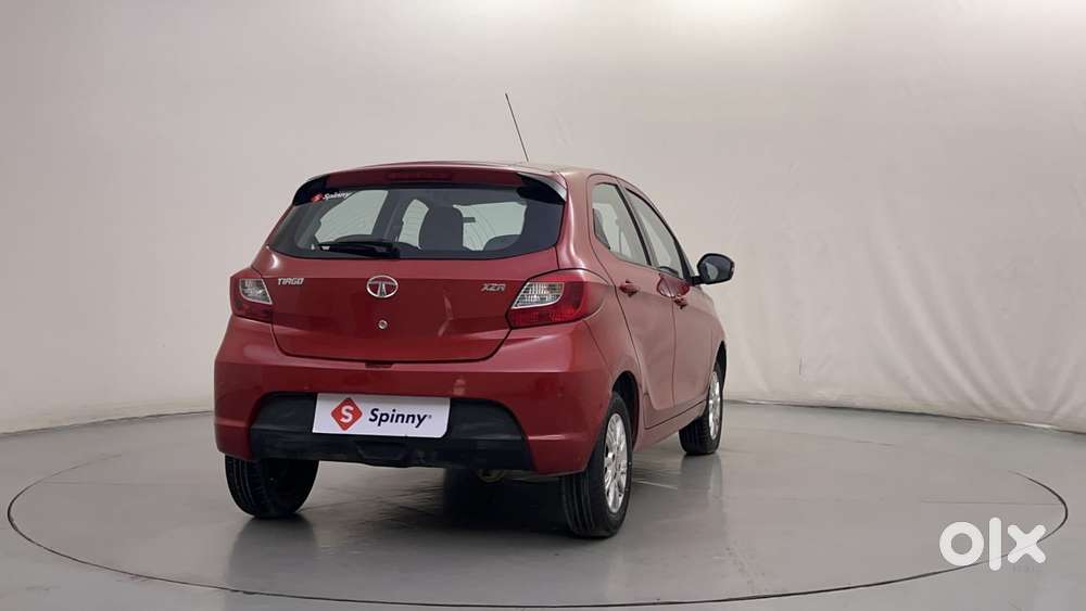 Tata Tiago Xza, 2018, Petrol