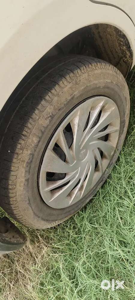 Maruti Suzuki Ertiga Vxi 2025
