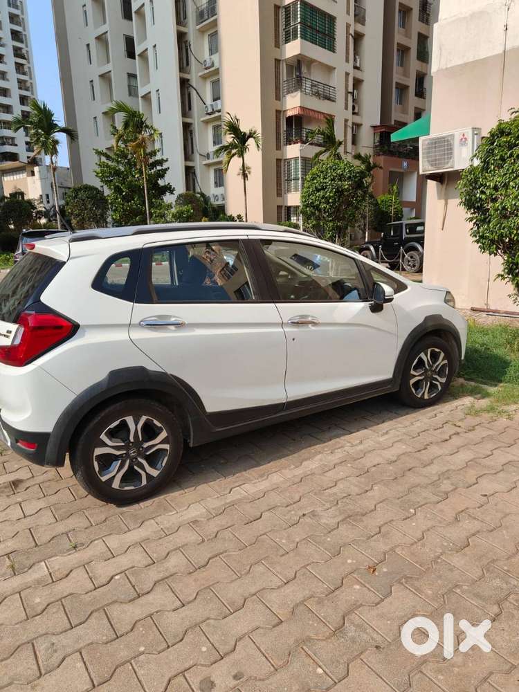 Top Model Honda Wrv With Sunroof