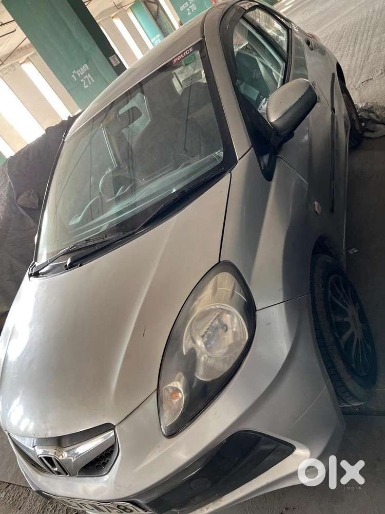 Honda Brio 2013 Petrol Well Maintained
