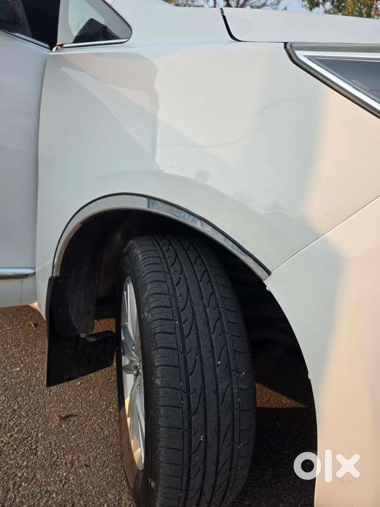 Toyota Innova Crysta 2017 Z Version Diesel Well Maintained