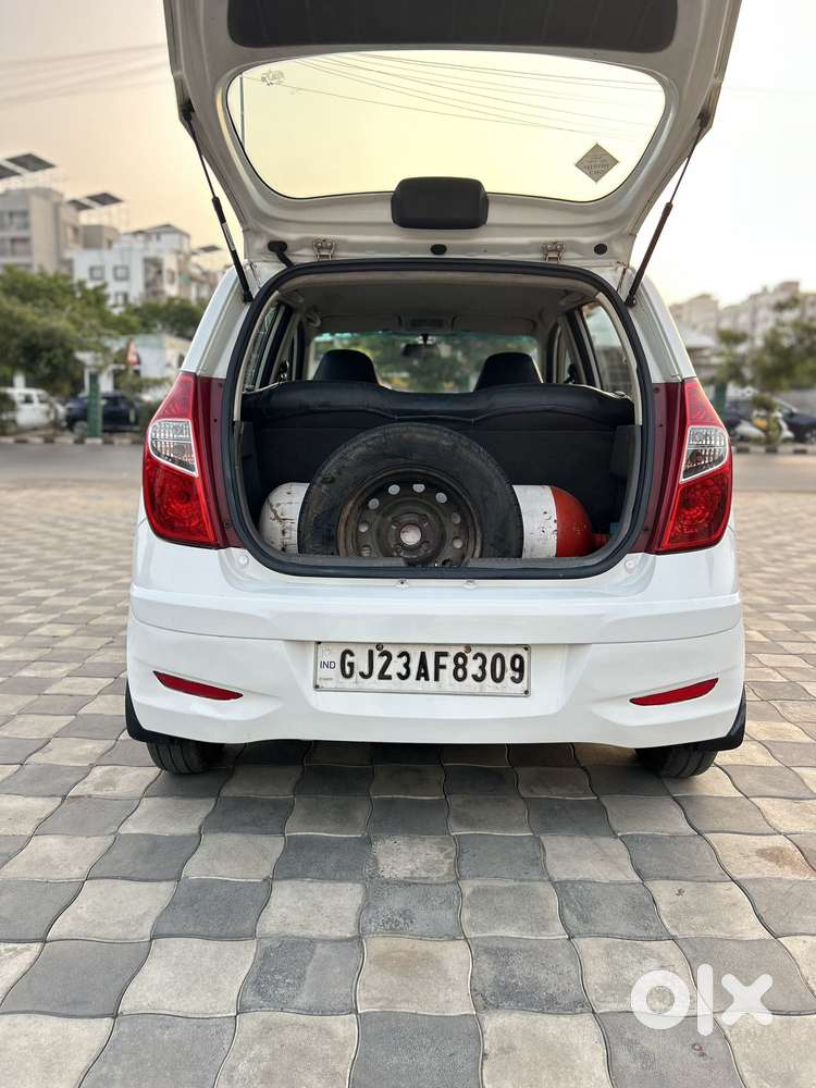 Hyundai I10 Magna 1.1l, 2014, Cng & Hybrids