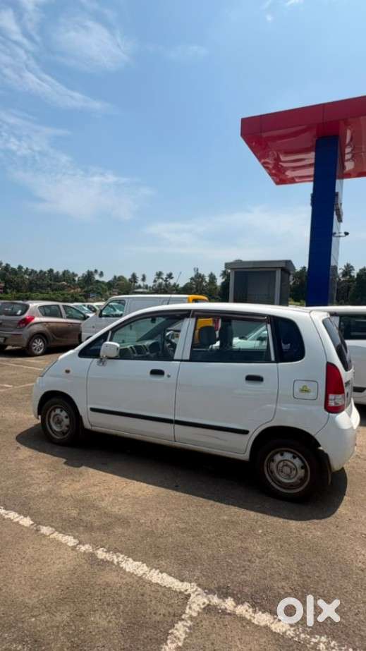Maruti Suzuki Zen Estilo Lxi Bs Iv, 2009, Petrol