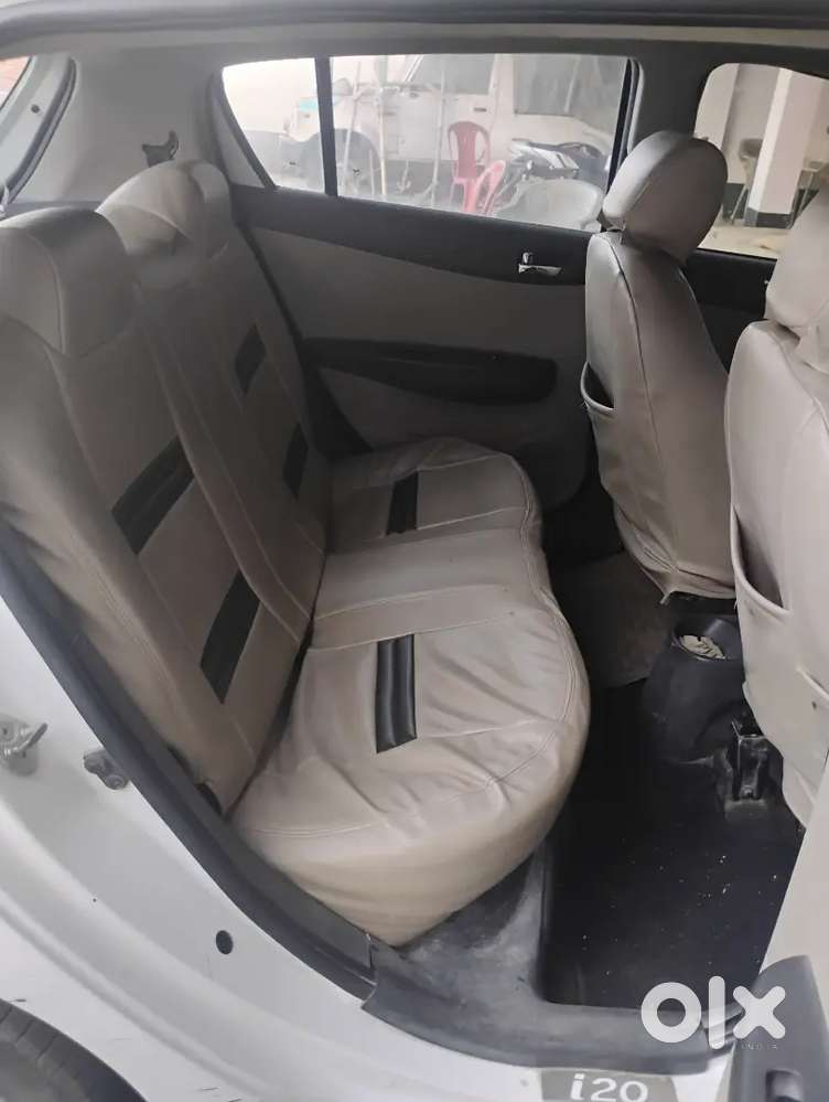 Hyundai I20 2014 Petrol 72600 Km Driven