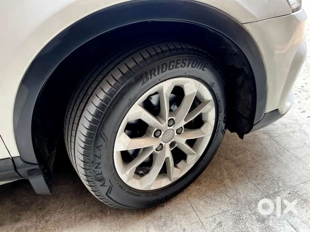 Audi Q3 Premium 2016 Doctor's Self Driven Automatic Showroom Condition