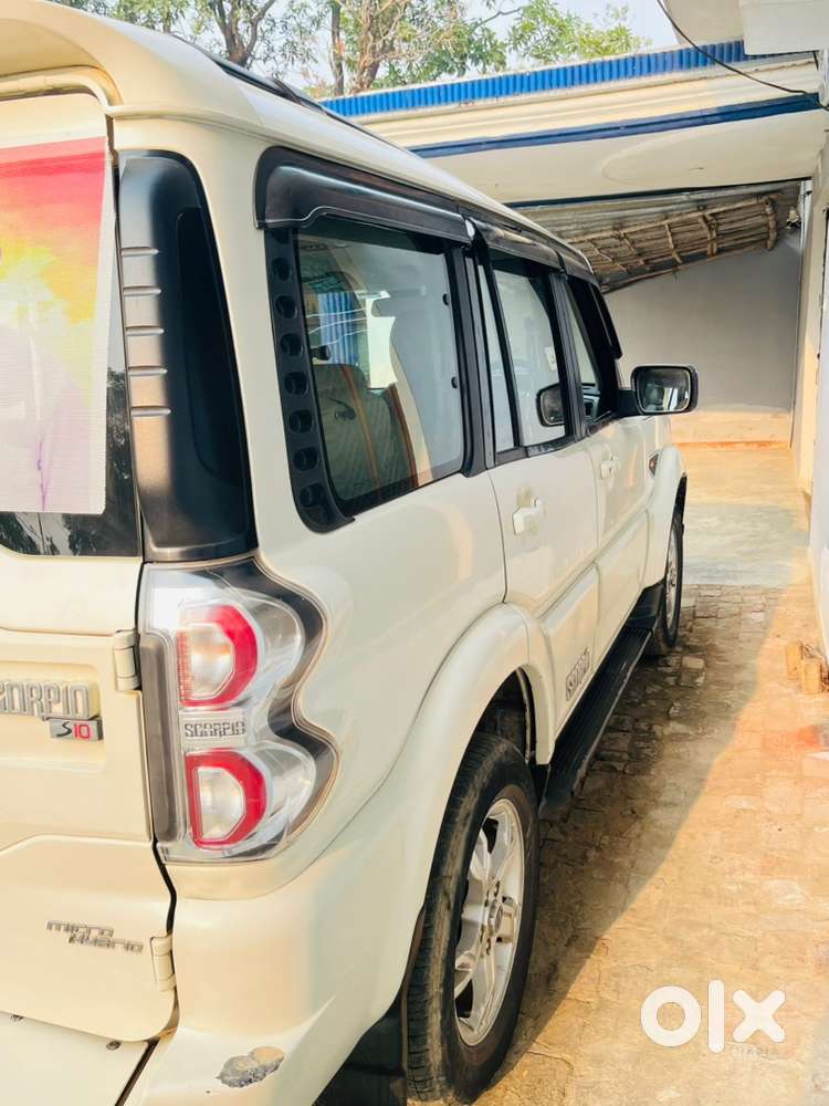 Mahindra Scorpio 2015 Diesel Well Maintained