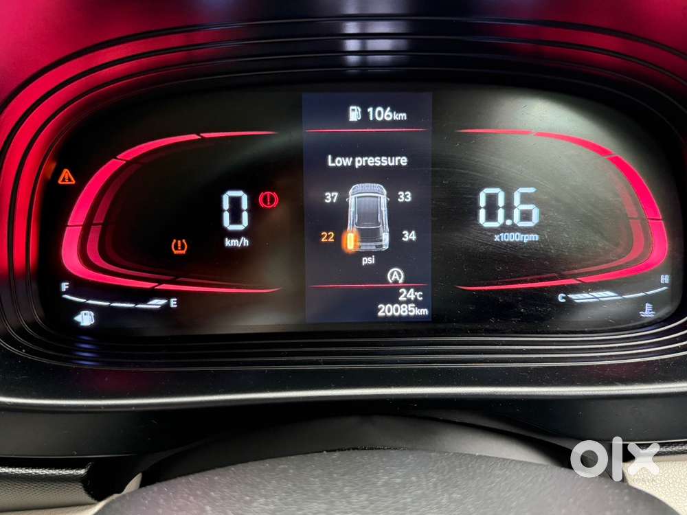 Hyundai Venue Petrol Manual 2023